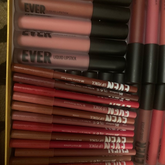 We makeup EVER LIQUID LIPSTICK - Picture 1 of 5